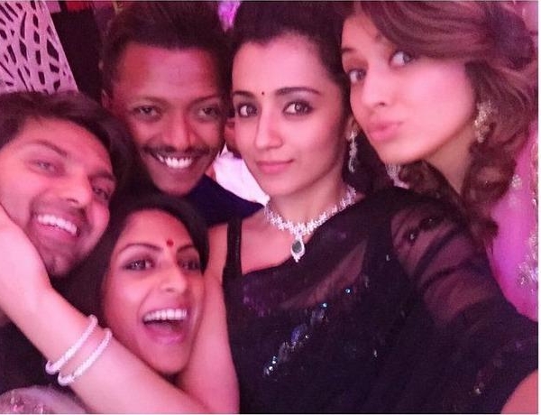 హన్సిక, త్రిష