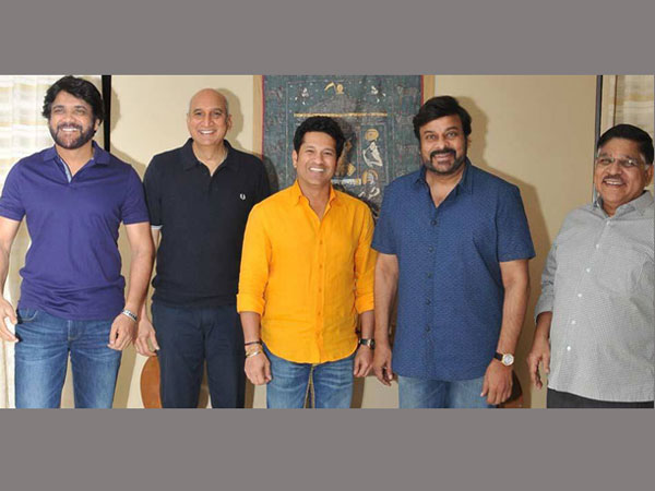 తిరుమలేశున్ని సేవించుకున్న ప్రముఖులు