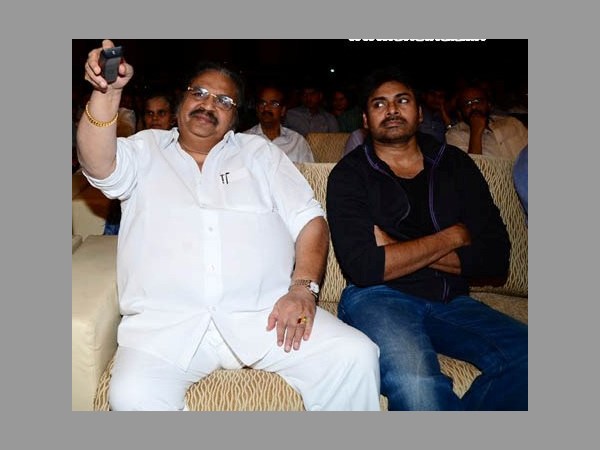 మళ్ళీ దగ్గరగా ఆ ఇద్దరూ : చిరు దాసరిలని కలిపిందెవరు? మరి పవన్ సంగతేంటి.. ? (ఫొటో స్టోరీ) 