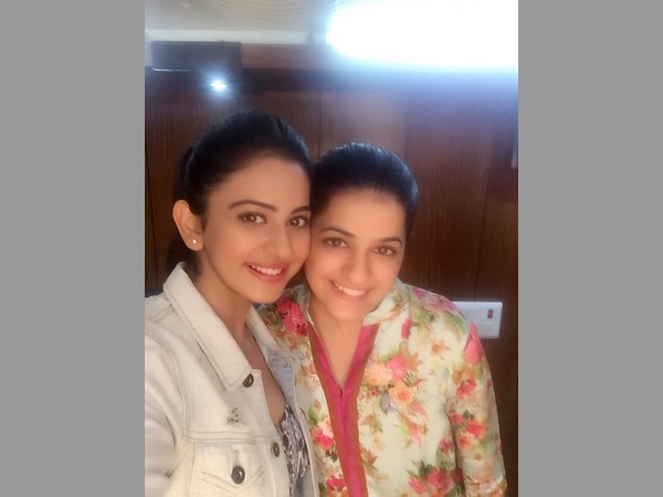 విలన్ భార్యగా