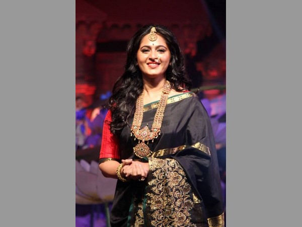 యోగాతో పాటు