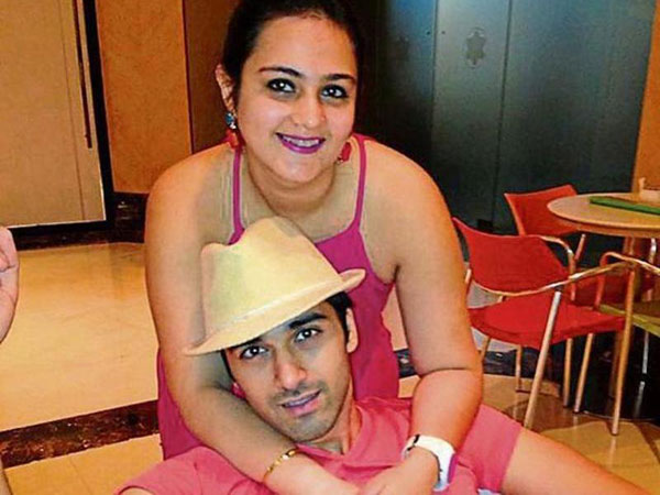 భార్య శ్వేతతో...