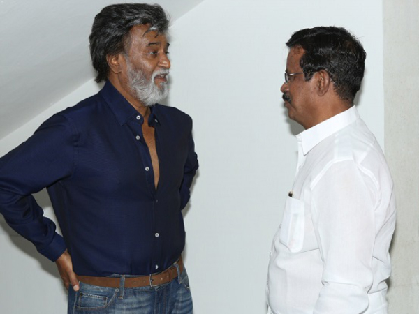 అభిమానులు మాత్రం