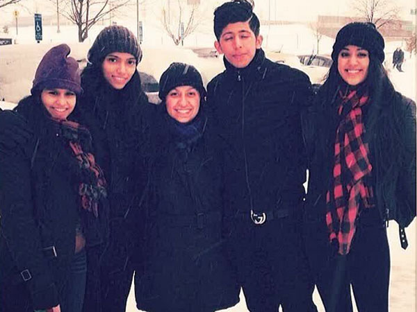 ఎక్కడ చూసినా..