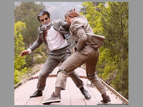 రజినీ కాంత్ బిచ్చాగాడిలా కనిపించాడా..!?