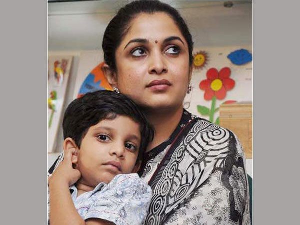 రమ్యకృష్ణ డబ్బులే..