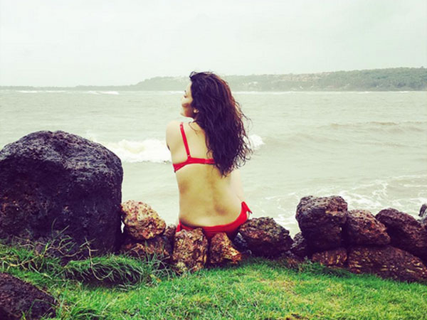 ప్రెండ్ తో కలిసి