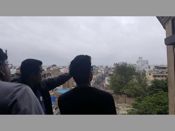 చార్మినార్ వద్ద రామ్ చరణ్