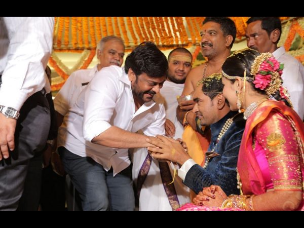 ఏం అడుగుతున్నారో