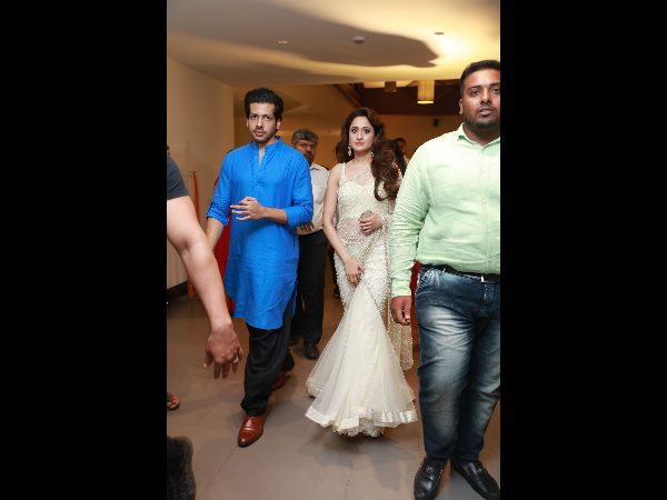 కంచె హీరోయిన్