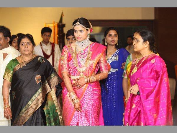 పెళ్లి కూతురు