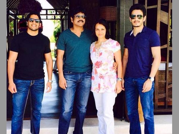 అమలతో హ్యాపీ