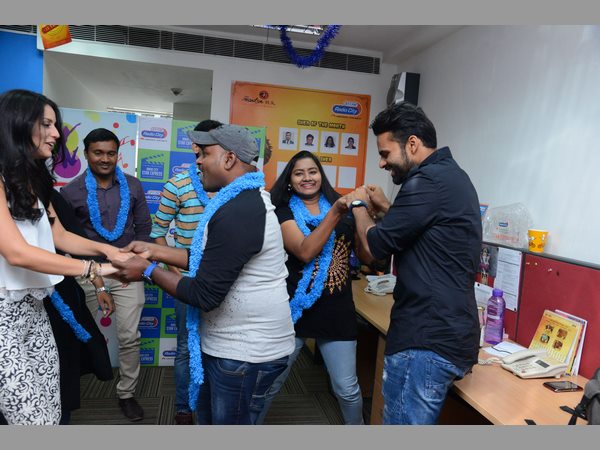 మీరూ ఓ స్టెప్పేయండి..