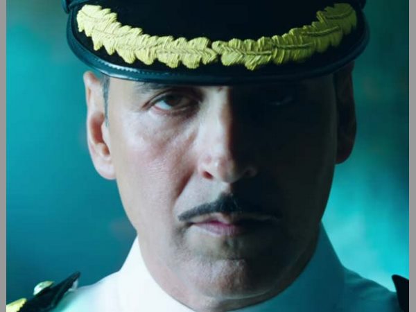 అక్షయ్ కుమార్ తన శైలికి భిన్నంగా..