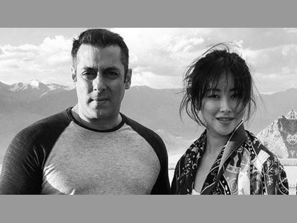 చైనా భామ చూచూ హీరోయిన్ గా