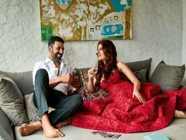 బాల్కనీలో