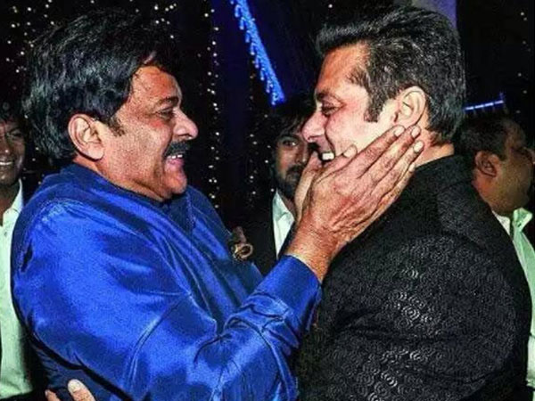 పుట్టిన రోజున చేపలు పడుతూ., ఇలా ప్రశాంతంగా.., ఒంటరిగా చిరు ఒక్కడే 