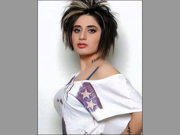 హెచ్చరించి