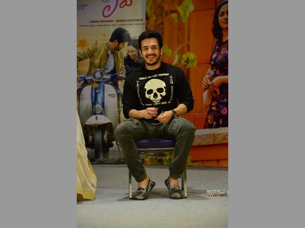 ఓకే బంగారంతో