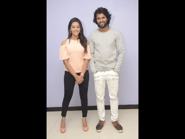 ఈ కార్యక్రమంలో