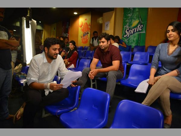 ఎవరెవరు...