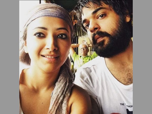 ఎలా పరిచయం?