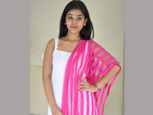 కీచక అమ్మాయిని సీన్ లోకి