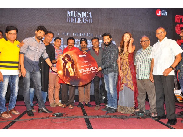 కళ్యాణ్ రామ్ మాట్లాడుతూ....