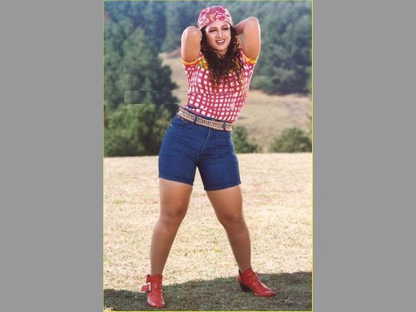 దివ్యభారతిలాగ ఉండటమే