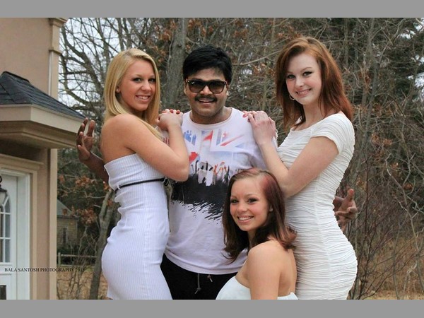 సప్తగిరి బిజీ వెనక