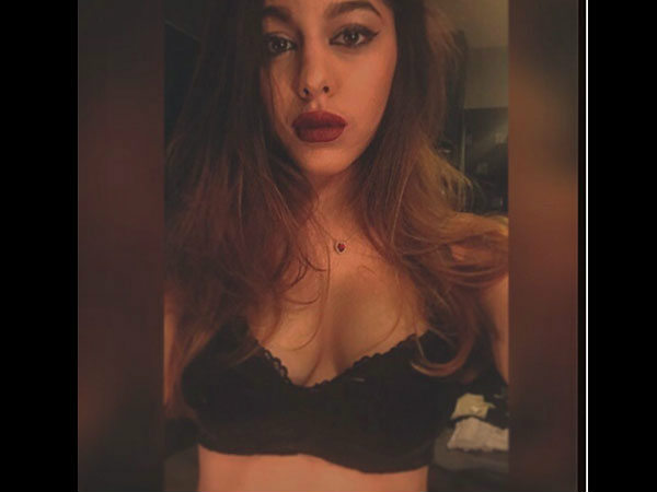 క్రేజే ముఖ్యం కదా