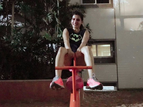 సమంత సరదాగా చేస్తే.... సెక్సీ ఫోజంటూ షాకవుతున్నారు (ఫోటో)