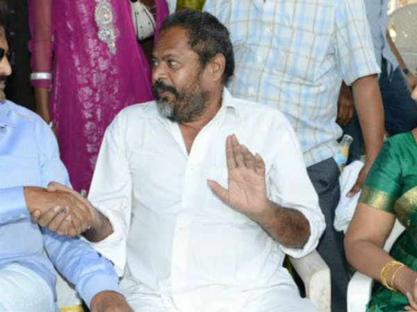 కౌగలించుకోబోయింది