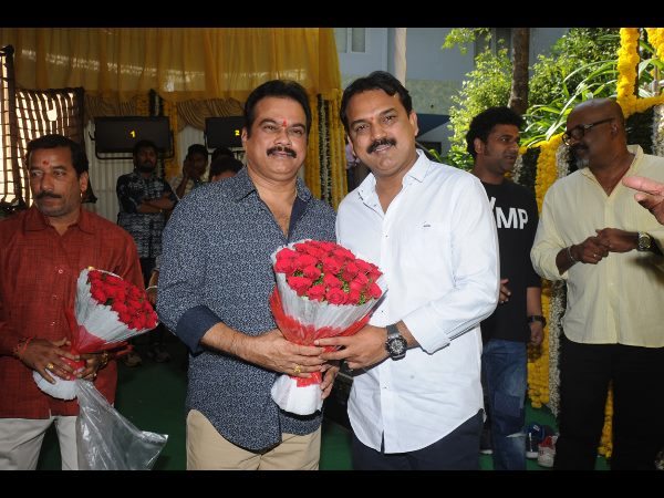 మహేష్ డుమ్మా: శ్రీమంతుడు మించేలా కొరటాలతో మరో మూవీ షురూ (ఫోటోస్)