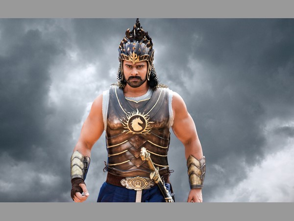 బాహుబలిని పడగొట్టాలని కసి...?