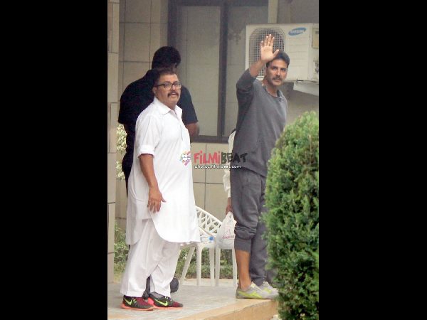 టాయిలెట్ సినిమాలో: 