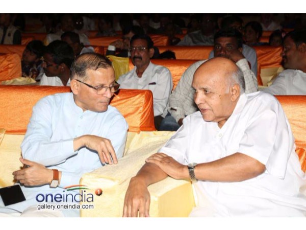 రామోజీరావు