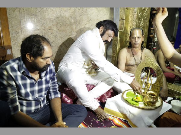 బాలయ్య తప్ప ఎవరూ చేయలేరు