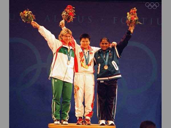 సోనాక్షి సిన్హా: 