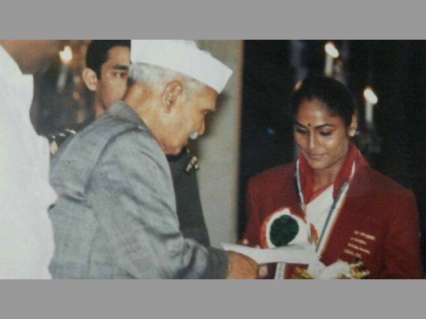 మల్లీశ్వరి మాత్రమే మెడల్‌తో తిరిగొచ్చింది: 