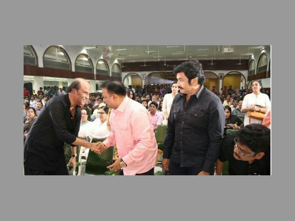 ఆమెను ఇరికించాడు ట్రాఫిక్ లో ..