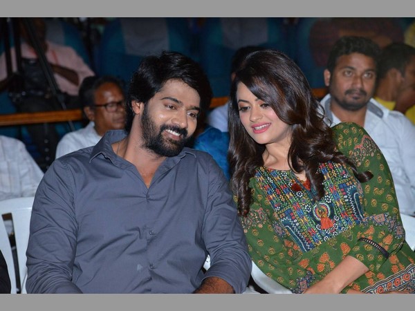 లాజిక్కుల‌ను ప‌క్క‌న‌పెట్టి : 