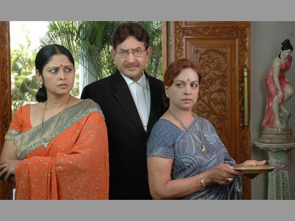 నటుడు జితేంద్ర కజిన్ నితిన్ కపూర్‌ను పెళ్లి: 