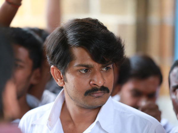 వర్మకు మద్దుతు పలకలకటంతో..