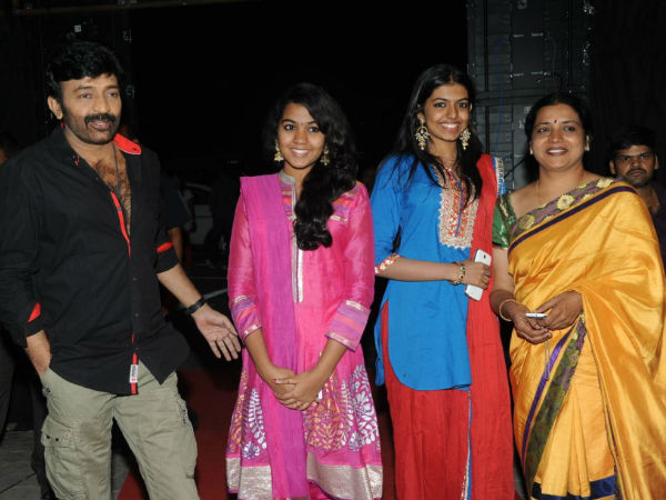 అవన్నీ పుకార్లే.... కుమార్తె తెరంగేట్రం పై స్పందించిన జీవితారాజశేఖర్