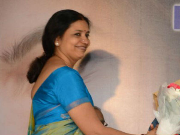 ఫేస్ బుక్ లు, వాట్సప్ లు