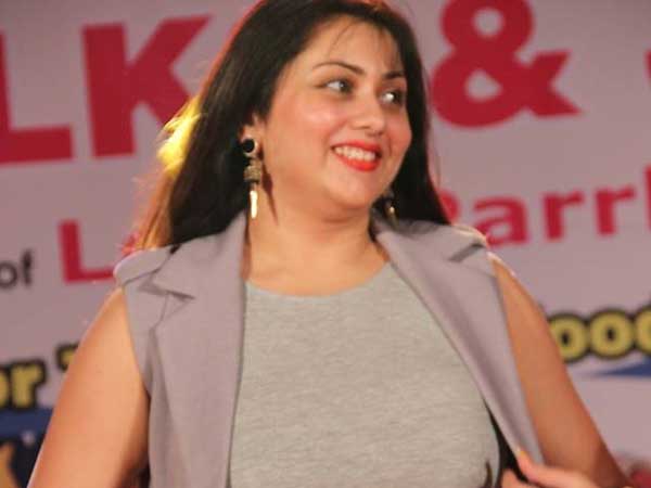 డబ్బు గుంజాలని