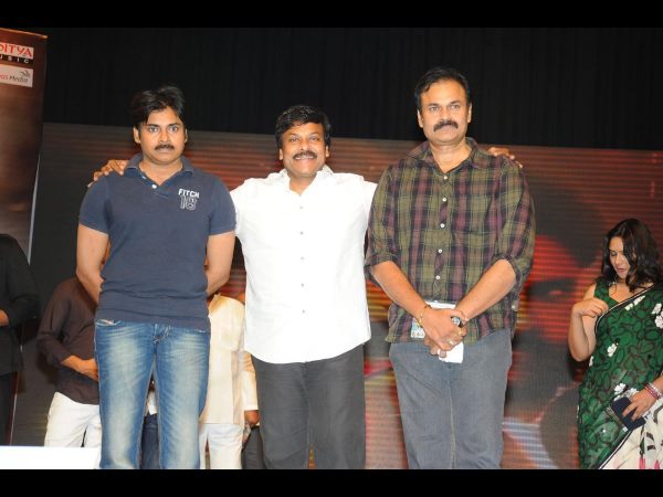  కత్తులు దూసుకోవాలా ఏంటి?