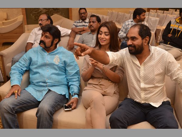 ఈ సినిమాకు ఎలాంటి రెఫరెన్సులు లేవు