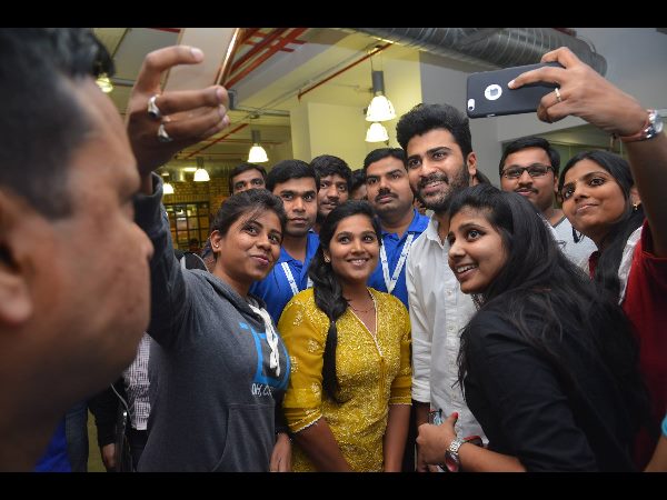  తెర వెనక